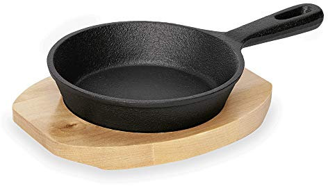 WAS 3537 130 Serie 201 Gusseisen Mini Servierpfanne mit Holzuntersetzer, 13cm Durchmesser, 3.8cm Höhe
