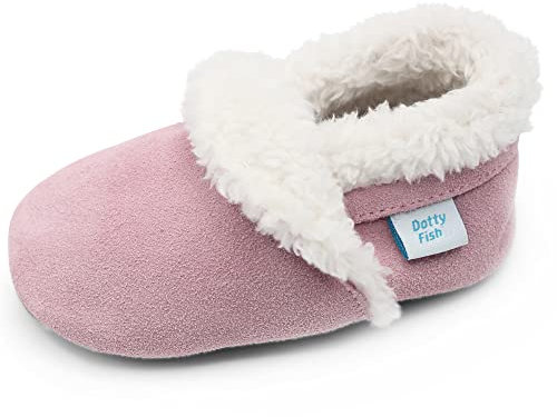 Dotty Fish Pantoufles Suède pieds nus en daim pour bébés et enfants, doublés en polaire. Chaussons d'hiver pour garçons et filles. Antidérapants, Semelles souples – Rose Clair 3-4 Ans (27 EU)