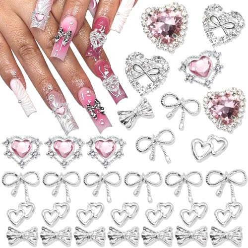 NATOSU 32PCS Bogen Nagel Charms 3D Silber Herz Form Nail Art Charm mit rosa Strass Y2K Nagel Edelsteine Glänzender Nagelschmuck Acryl Zubehör für Frauen