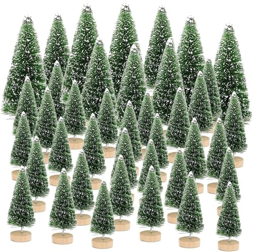 50 Stück Mini Weihnachts Baum,Christmasbaum Mini Grün,Weihnachts Baum klein,Künstlich Miniatur Weihnachtsbaum,Weihnachtsbaum Mini Künstlich,für Tischdeko Basteln Schaufenster DIY deko