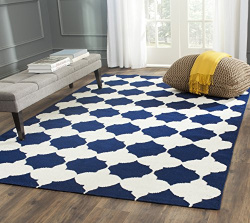 SAFAVIEH Dhurries Collection Area Rug - 6' x 9', Navy & Ivory, Handmade Flat Weave Wool, Ideal for High Traffic Areas in Living Room, Bedroom (DHU624D)