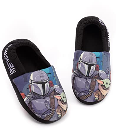 Star Wars Las zapatillas mandalorianas Boys Baby Yoda House Shoes