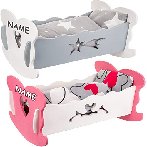 Puppenbett/Puppenwiege - aus Holz - mit Bettzeug - 37 cm lang - inkl. Name - Wiegenset - Holzwiege aus Buntem Naturholz - Herz Bett - Puppen klein groß Zub..