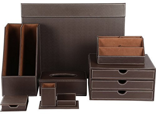 KINGFOM™ 7pcs Leder Schreibtisch Organizer Set -- Inklusive Schreibtisch Organisator , Schubladenbox, Schreibunterlage, Kosmetiktücherbox , Zeitschriftensammler Halter , Stifthalter mit Visitenkartenhalter und Zettelbox ( T06-Braun)