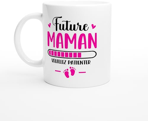 PassionCadeau Mug Future Maman Veuillez Patienter – Tasse Grossesse Humour – Idée Cadeau Femme Enceinte – Mug Original Annonce Bébé – Cadeau Baby Shower