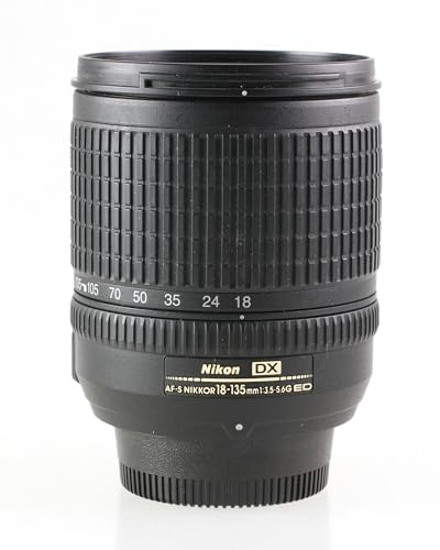 Nikon Zoom-Nikkor 18-135mm f/3.5-5.6 Objektiv (15/13, 18-135 mm, 73.5 mm, schwarz, 67 mm, 385 g)
