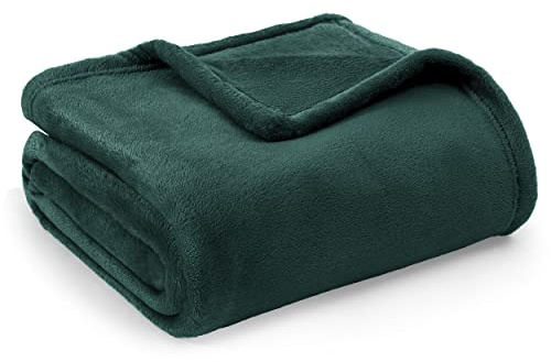 Bedsure Fleece Throw Blanket for Bed - Flannel, Forest Green, 150x200 cm