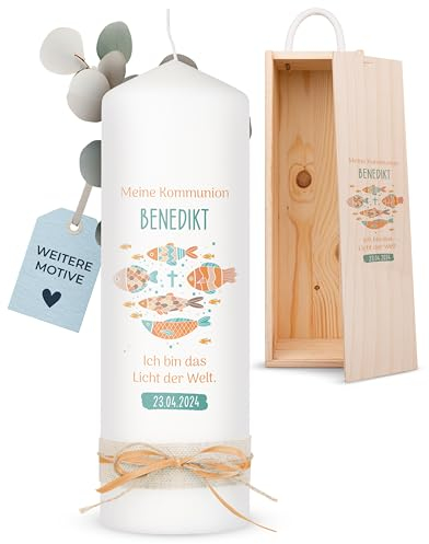AMARI ® Kommunionkerze personalisiert Glaubensfisch (002.08.06) H:25cm/⌀:8cm - Kerze Kommunion - Kommunionkerze Junge/Mädchen - Kommunionkerze selbst gestalten - Kommunionkerze personalisiert