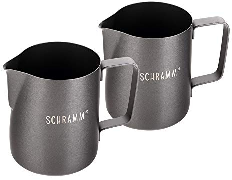 Schramm® 2 Stück Milchkännchen in schwarz Milchkanne Edelstahl 350ml Milch aufschäumen Krug Aufschäumkännchen mit Baristastift 2er Pack