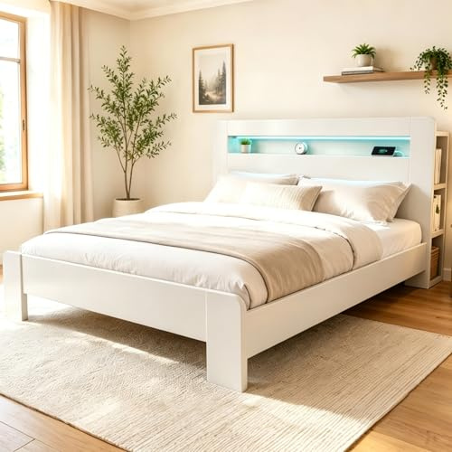 Merax Bettgestell 180x200 cm, aus Holz mit Kopfteilstauraum, LED, integrierten Steckdosen –Weiß (Ohne Matratze)