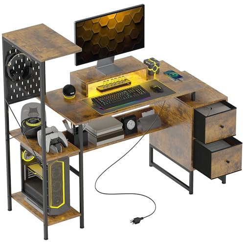 HOMCOM Escritorio Industrial Mesa Escritorio con Luces LED Estación de Carga Soporte para Monitor Control Remoto y Tablero Perforado para Oficina Estudio 142x50x126,5 cm Marrón Rústico