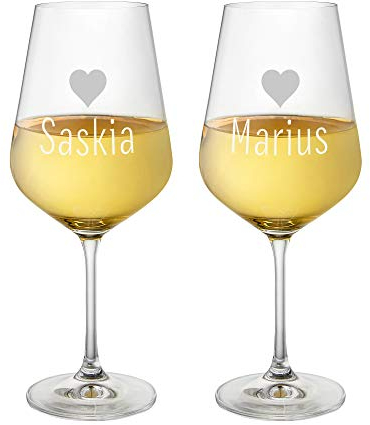 AMAVEL Set de 2 Verres à Vin avec Gravure Personnalisée Prénoms, Idée Cadeau de Mariage ou d'anniversaire de Couple, Décoration d'intérieur, 500 ML