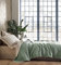BOHORIA® Kuscheldecke Soft Waffle 110x170cm | Winterdecke flauschig für Sofa, Sessel & Bett | Baum-Wolldecke Sofadecke Wohndecke (Emerald, 110 x 170 cm)