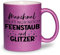 glitzertassen.de® | Manchmal hilft nur Feenstaub und Glitzer | Tasse mit Glitzer | Geschenkidee | Geburtstag | Lustige Sprüche | Kaffeetasse | Keramik | 330 ml | Violett