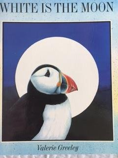 A New View: Tell a Story/Sing a Song -Little Books Level K -White is the Moon