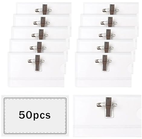 JurciCat 50 Piezas Identificadores Personales Placas Identificativas Con Tarjetas En Blanco Para Tarjetas De Visita Tarjetero Con Clip Y Alfiler Tarjetero Transparente De PVC (9 x 5.6cm)
