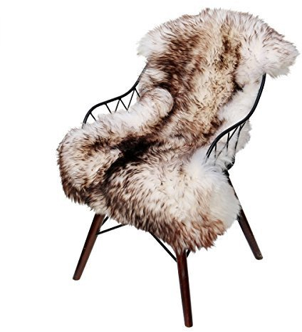 Hollert Lammfell Stracciatella 110-120 cm echtes Merino Schaffell kuschelig weich Teppich ökologische Gerbung von Deutschen Schäfereien Naturform Dekofell Premium Schaffell Läufer Sitzunterlage