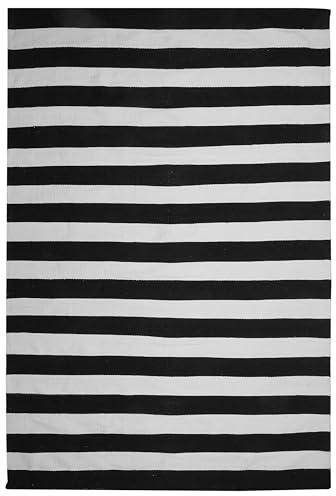 Beliani Terassenteppich mit schwarz-weißen Streifen 160 x 230 cm Tavas