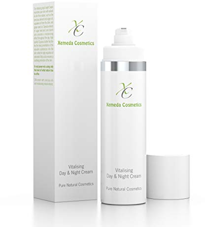 Vitalisierende Tages- und Nachtcreme - Schönheitspflege mit kostbaren Naturölen - Anti-Falten Feuchtigkeitscreme - Naturkosmetik 50ml - Made in Germany