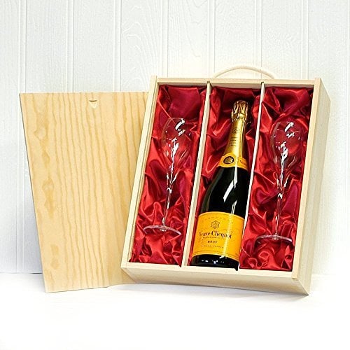 Veuve Clicquot Champagne Brut 75cl with Veuve Clicquot Flutes in a Wooden Presentation Box - Perfect for Birthday, Anniversary, Business and Corporate