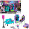 Monster High Schüler-Lounge-Spielset, Puppenhausmöbel und thematisches Zubehör mit zwei Haustieren und funktionierendem Automat