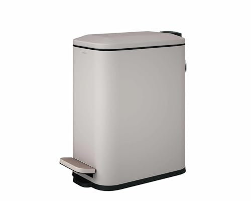 COSMIC Essentials Papelera de Baño y Cocina Con Sistema de Pedal de Diseño Moderno y 5L de Capacidad. Cubo de Basura Con Tapa Rectangular y Pequeño para Aseo. Color Arena Mate
