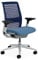Steelcase Think Ergonomischer Bürostuhl mit LiveBack Lumbalstütze, 4D-Armlehnen, nachhaltigem Design Kobalt
