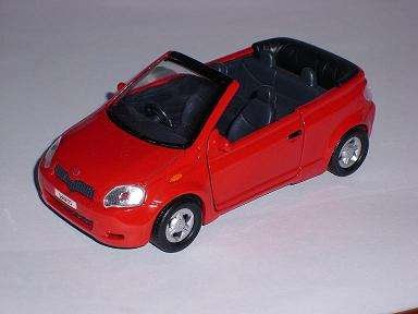 Generisch T*o*y*o*t*a Yaris Rot Cabrio 2003 Cabriolet 1/24 Modellauto Modell Auto