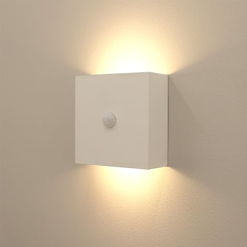 Auraglow LED PIR Bewegungsmelder Up & Down Wandleuchte - Wiederaufladbares Nachtlicht - Warmweiße LEDs - Innenbereich - Magnetfuß (Weiß, 2 Pack)