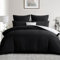 Aisbo Housse de Couette 240x260 Réversible - Parure de Lit Bicolore Adulte 2 Personnes avec Fermeture éclair, Parure Housse Coutte Microfibre 260 x 240 avec 2 Taie Oreiller 65x65, Noir et Blanc