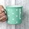 City to Cottage | Tasse Mug à café, à thé, chocolat chaud | bleue turquoise à pois blancs en céramique avec anse faite et peinte à la main | Très grande 500ml