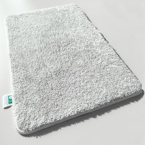 casa pura Badematte 50 x 60 cm weiß weicher, Flauschiger Badezimmerteppich in Shaggy Optik, Badvorleger rutschfest waschbar - Duschvorleger, Teppich Fußmatte für Badezimmer, Dusche, Sky Soft
