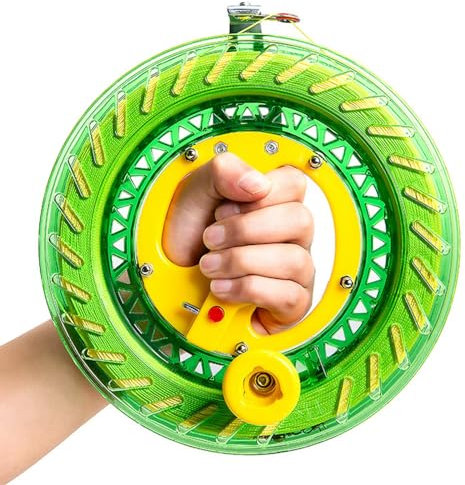 Kite Rollenwickler, Drachenschnur Seilwinde für Drachen, Kite Rollenwickler Seilwinde Seilrolle, 700m Schnüre und Stecker bereit. EIN gutes Flugspielzeug Geschenk für Ihre Kinder/Teenageralter