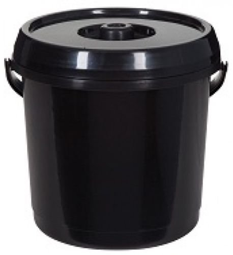 Home In Style 14L Litre Plastic Bucket With Lid Carry Handle 3 Gallon Ideal for Tub Animal Feed Bird Seed Pet Food Storage Bin Pail Household,Paint,Camping Buckets (Black)