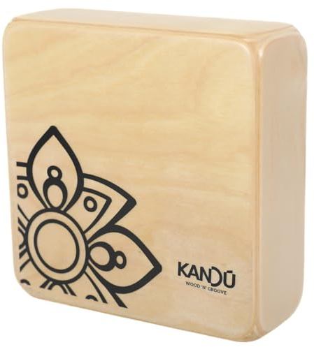 Le shaker Kandu Clever Shaker est le tout premier tambour shaker avec deux sons distinctifs : un côté comme un clave, l'autre plus comme un bongo (logo noir naturel)