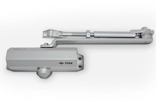 CISA Serie 604 – Türschließer mit Verriegelung 16047103097 – Türschließer mit verstellbarer Schließgeschwindigkeit – Oberfläche Grau Aluminium – für Türen bis 80 kg