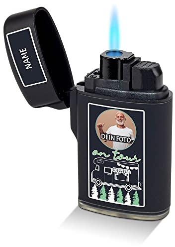 PR Print Royal Feuerzeug selbst gestalten - mit Foto & Name Bedrucken - Camper on Tour - Geschenk für Camper, Camping - Sturmfeuerzeug, Flüssiggas nachfüllbar, Schwarz gummiert I Personalisiert