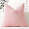 Artscope Ein Kissenbezug Kordsamt Zierkissenbezug Dekokissen Sofakissen 50x50 cm Cord Kissenhülle Couchkissen Dekorative Weiche Kissen für Sofa Wohnzimmer Zuhause Schlafzimmer Rosa