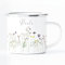Wandtattoo Loft Wildblumen Emaille-Tasse personalisiert mit Wunschnamen, silber – Camping Tasse 330ml, Emaille Becher, Namens-Tasse mit lila Blumen Design, individuelle Campingtasse mit Wunschname