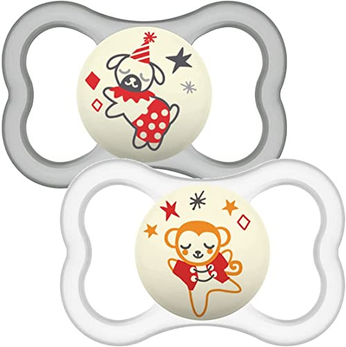 MAM Latex Air Night Soothers 6 Months+ (Pack of 2), Glow in the Dark Baby Soothers with Self Sterilising Travel Case, Newborn Essentials, White/Grey, (Designs May Vary)