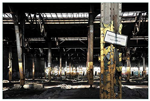Wallario Küchenrückwand selbstklebend 90 x 60 cm, Motiv: Verlassene alte Fabrik-Halle mit leuchtenden Sonnenstrahlen | Spritzschutz abwischbar & pflegeleicht