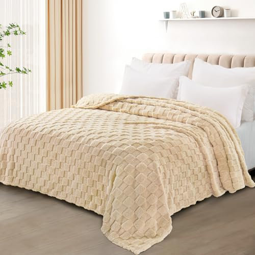 Exclusivo Mezcla Kuscheldecke Fleece-Decke, Superweiche 3D Karierte Wohndecke, Flauschige Tagesdecke für alle Jahreszeiten, 220 x 240 cm, Beige