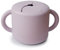 Mushie Snack Taza de Silicona | Fiambrera Infantil para Llevar | Antiderrame y Resistente al Lavavajillas y al Microondas | Caja de Aperitivos Segura para Niños Pequeños y Niñas | Soft Lilac