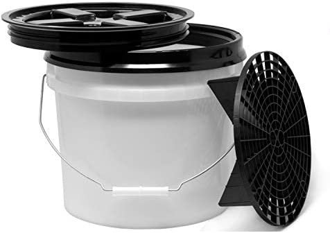 Ensemble complet seau de nettoyage pour voiture : Seau de 3,5 gallons (env. 12,5 litres), couvercle Gamma Seal Lid GritGuard contre la saleté