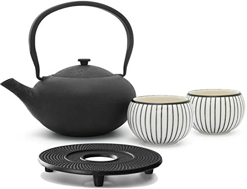 Bredemeijer Gusseisen Tee Set 1.0 Liter Teekanne mit Kannenuntersetzer & 2 Porzellan-Tassen (Becher) & Edelstahl Tee-Filter Sieb-Einsatz - ideal für lose Teesorten