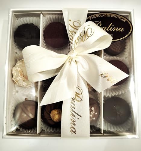 Vegane Pralinen, Schachtel mit 12 Pralinen aus unserem Sortiment.