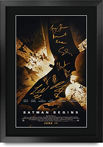 HWC Trading A3 FR Batman Begins Christian Bale Geschenke Printed Poster Autogramm Bild für Film-Memorabilia Fans Signed - A3 Eingerahmt