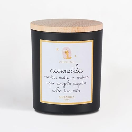 ACCENDILA CANDLE Vergine - Candela Profumata, Zafferano e Legno di Cedro, Segni Zodiacali, Cera Naturale, Made in Italy, Bicchiere in Vetro Satinato, Tappo in Legno di Faggio, 200 grammi