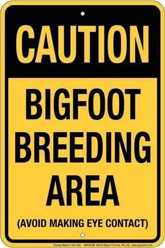 Lustiges Schild mit der Aufschrift „Caution Bigfoot Breeding Area“, Metall, geprägt, für Männerhöhle, Garage, Geschäft, Bar, Restaurant, Heimdekoration, 30,5 x 20,3 cm