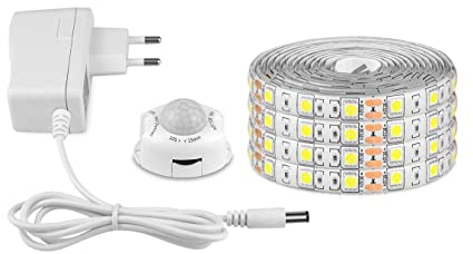 AIMENGTE LED Band mit Bewegungsmelder & Netzteil,Wasserdichte Hochwertige LED Leiste Bänder Beleuchtung Perfekt für Küche, unter Schrank,Treppe (4M,Weiß)